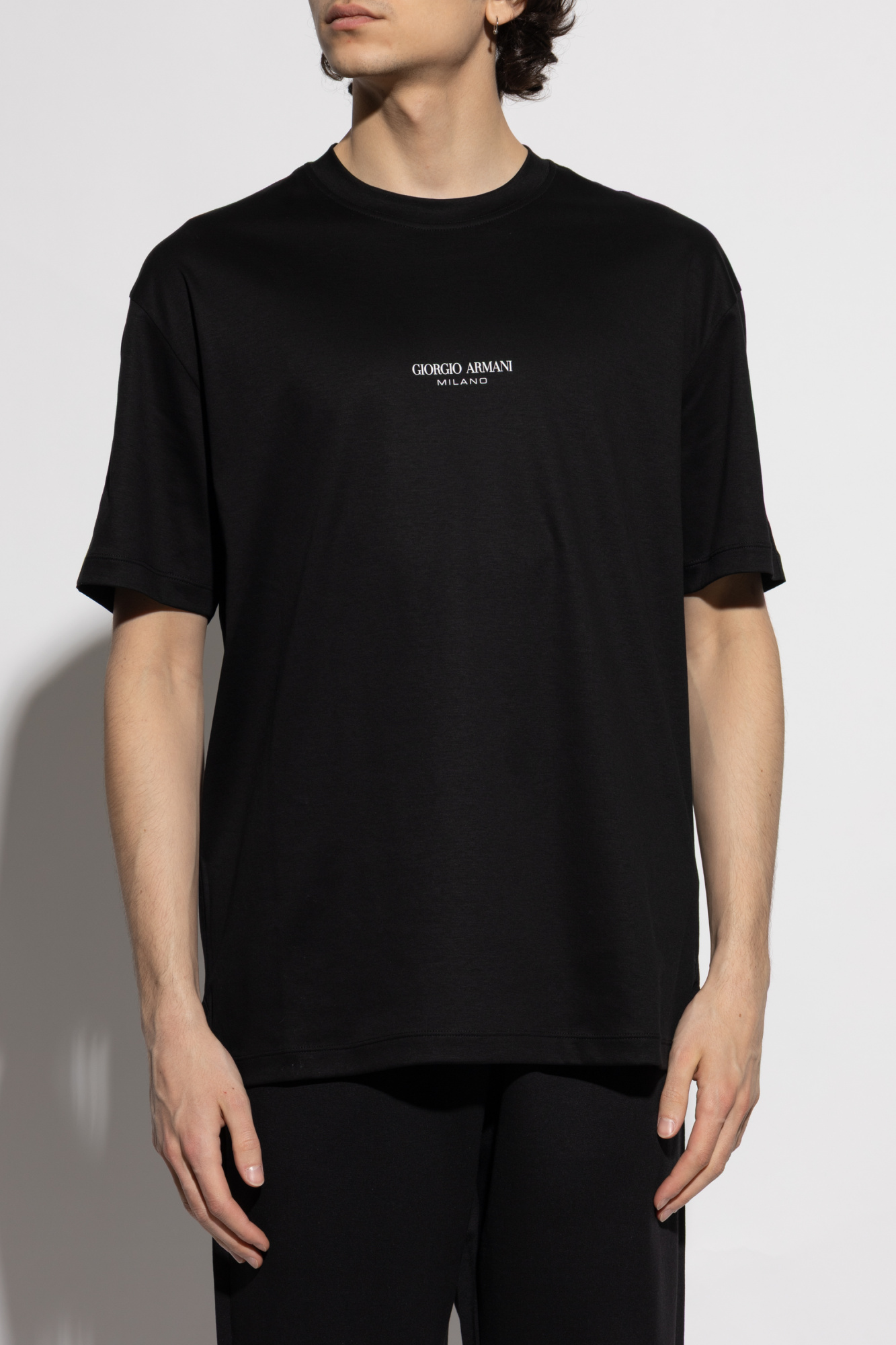 Tシャツ・カットソー GIORGIO ARMANI Men T-shirt Black GM001085TE10629U C001 Black T-shirt with printed logo Giorgio Armani - Vitkac Canada